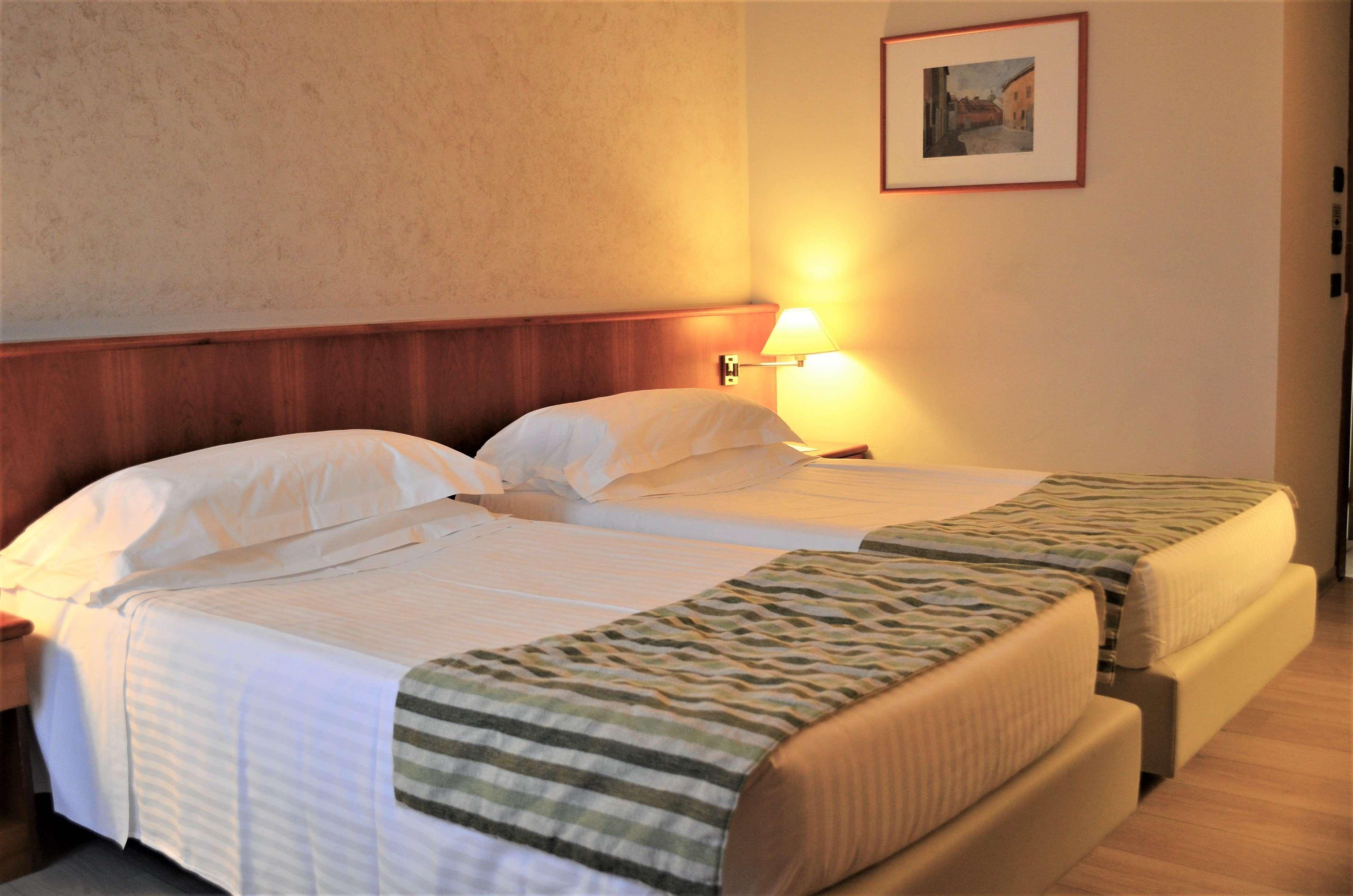Best Western Park Hotel Пьяченца Экстерьер фото