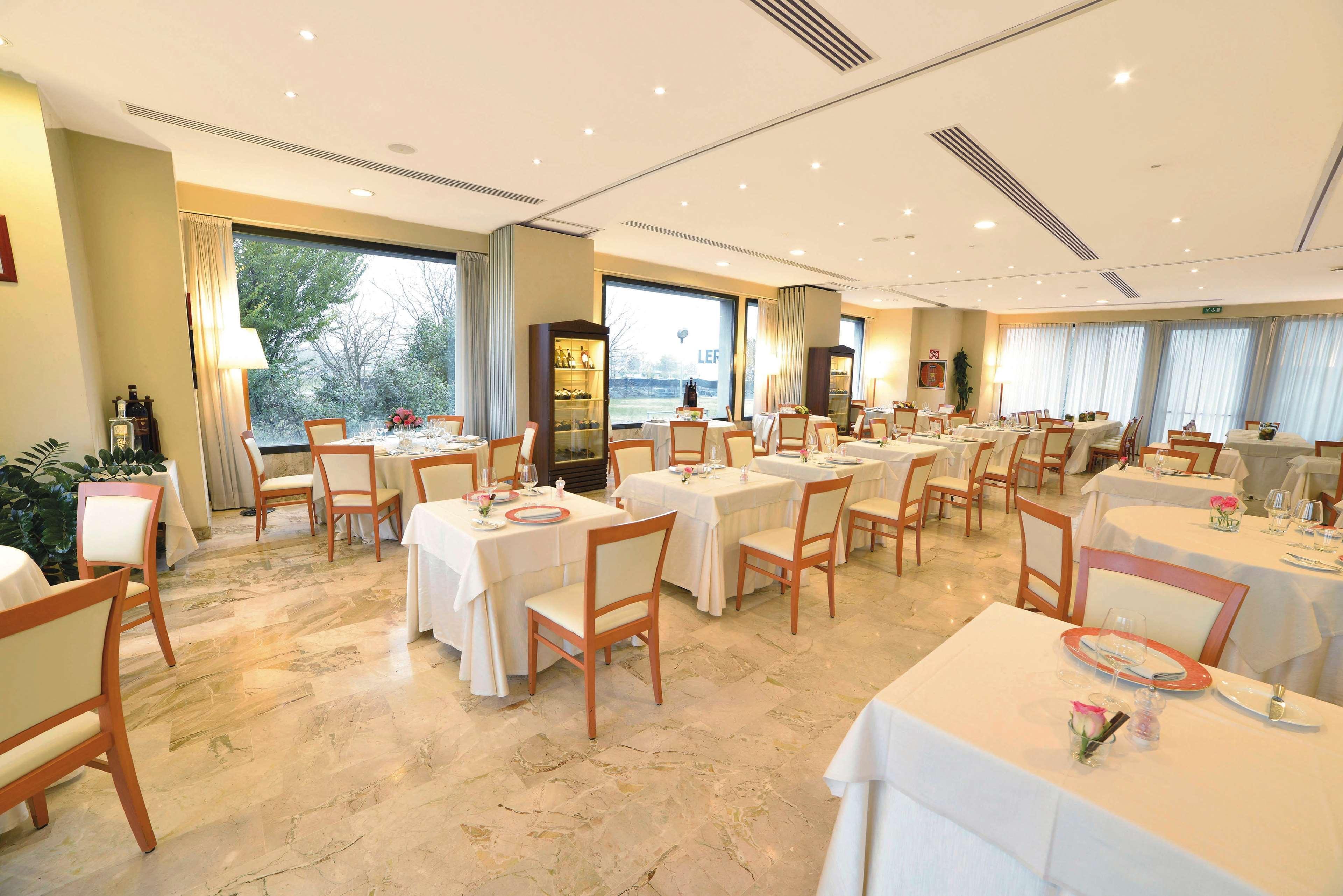 Best Western Park Hotel Пьяченца Экстерьер фото