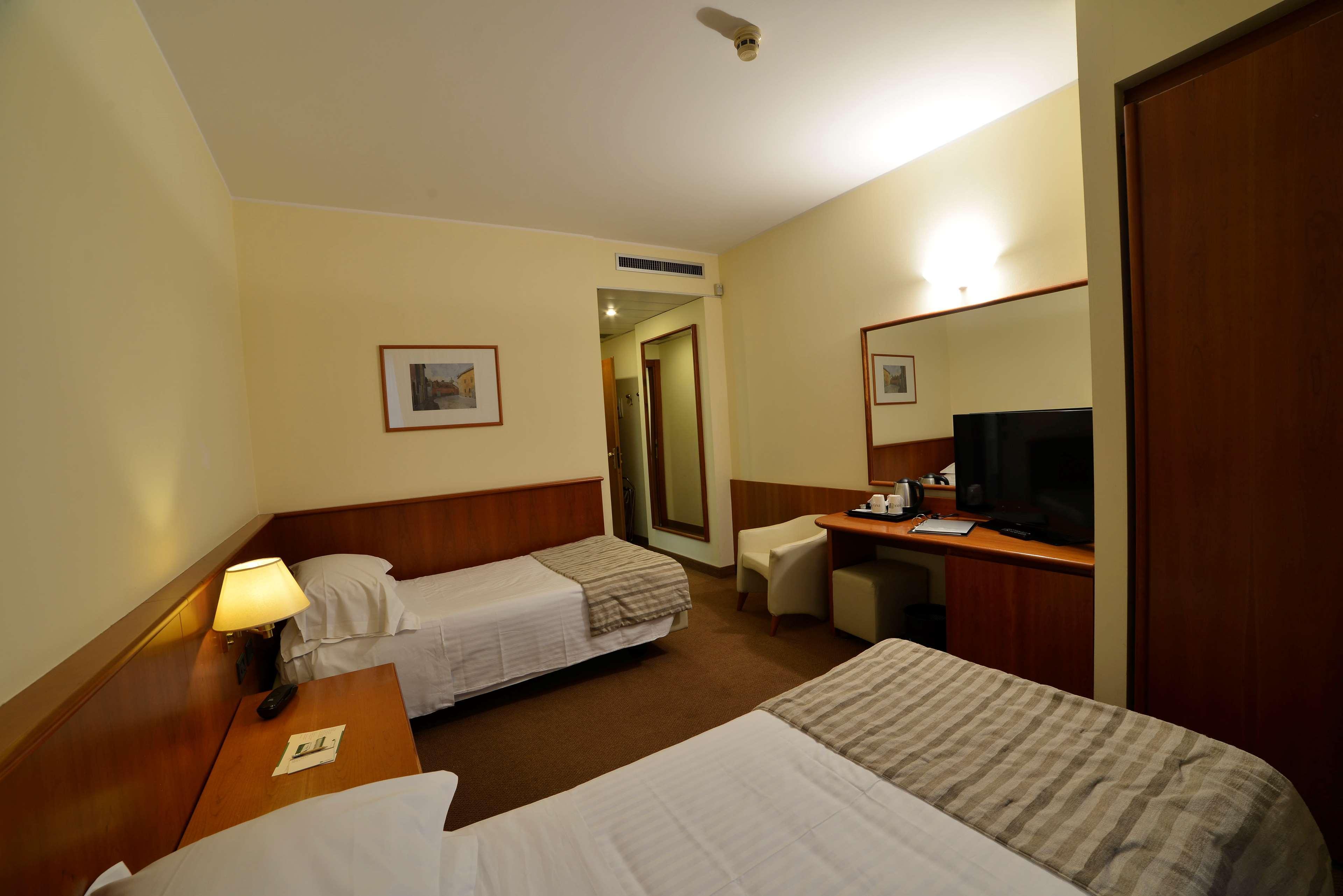 Best Western Park Hotel Пьяченца Экстерьер фото