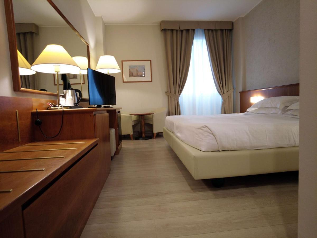 Best Western Park Hotel Пьяченца Экстерьер фото