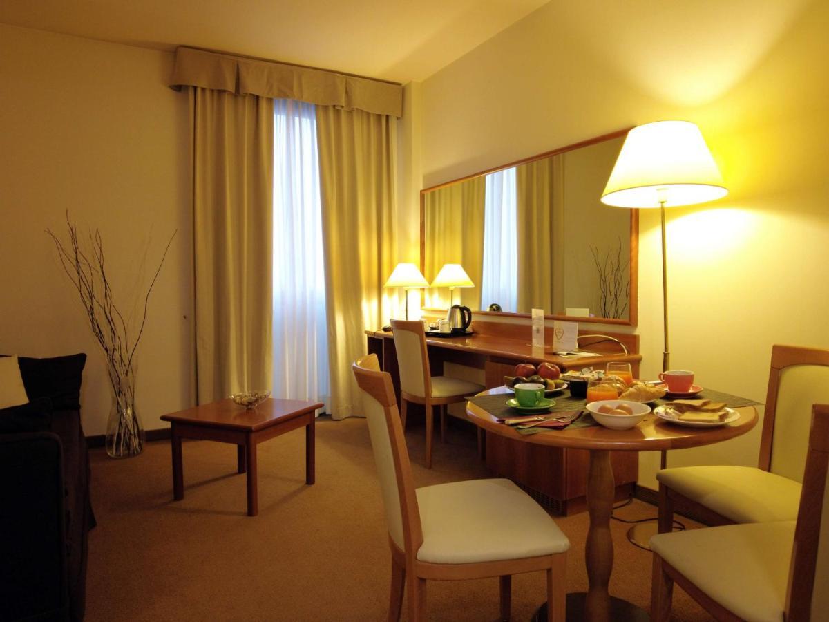 Best Western Park Hotel Пьяченца Экстерьер фото