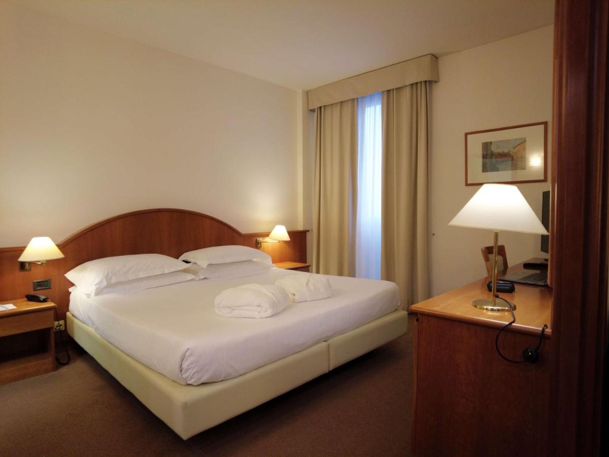 Best Western Park Hotel Пьяченца Экстерьер фото