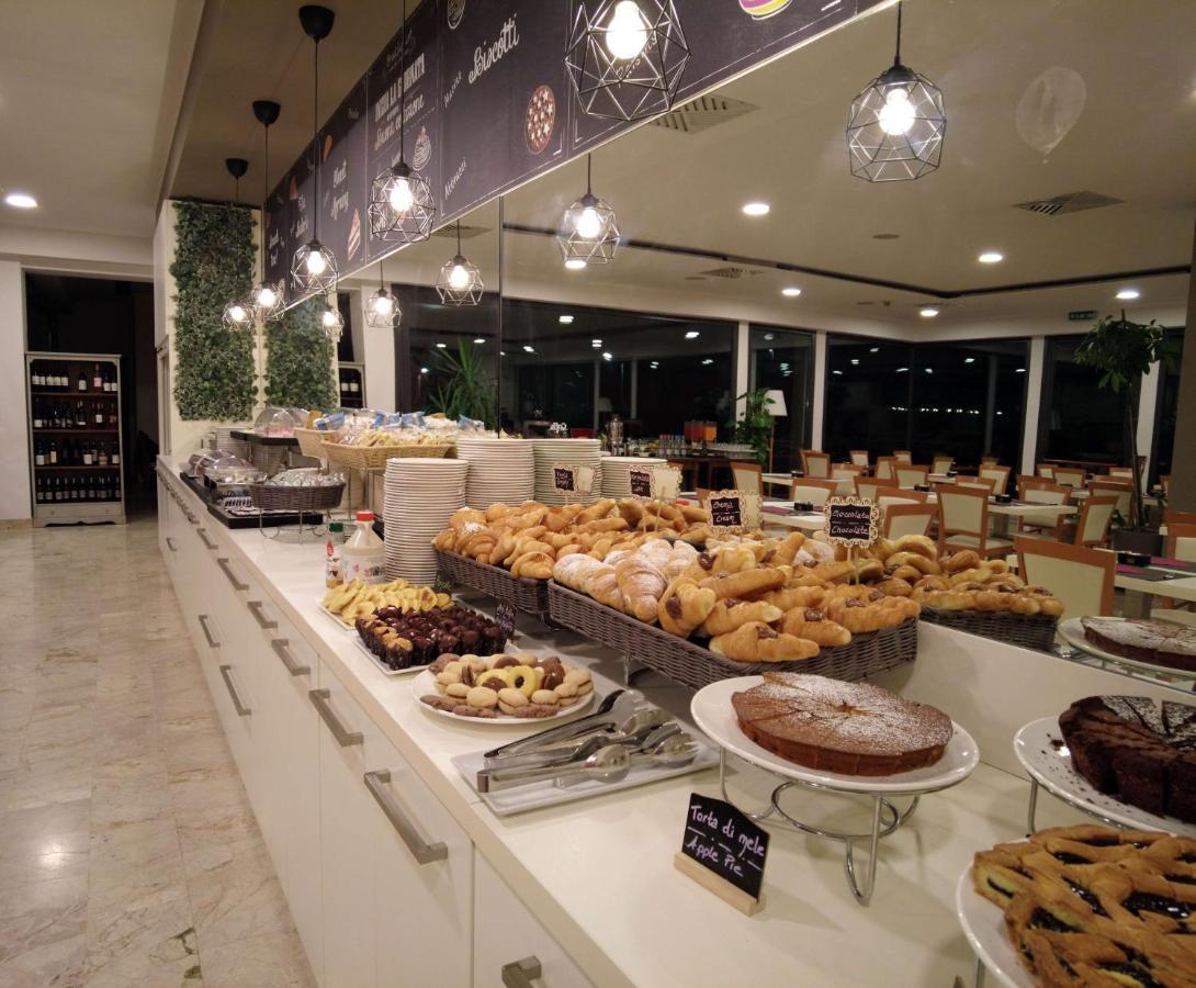 Best Western Park Hotel Пьяченца Экстерьер фото