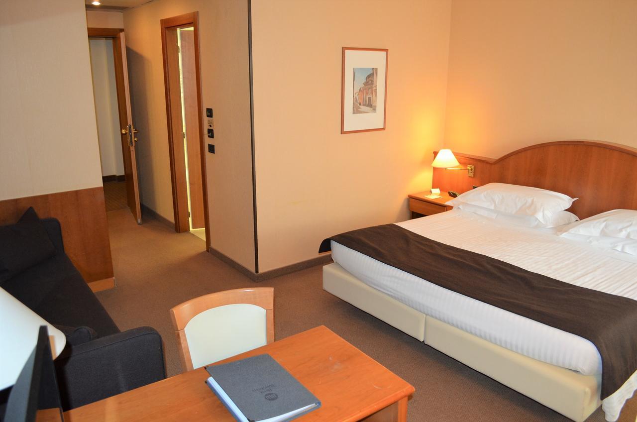 Best Western Park Hotel Пьяченца Экстерьер фото
